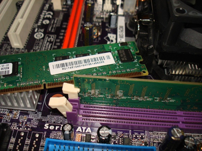 ram chips on motherboard