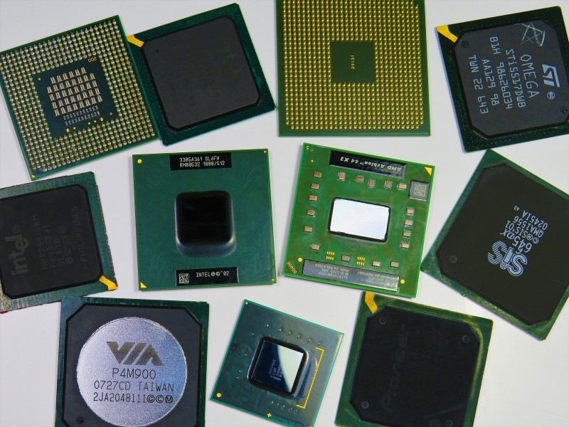 several cpu chips